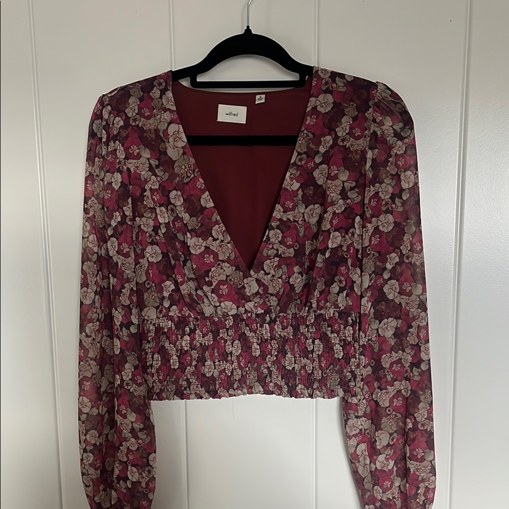 Wilfred Floral V-Neck Women's Top - Red and Pink